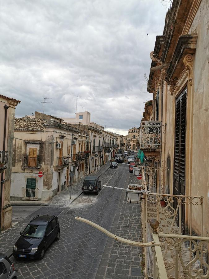 Casa Al Teatro Apartment Noto Exterior photo