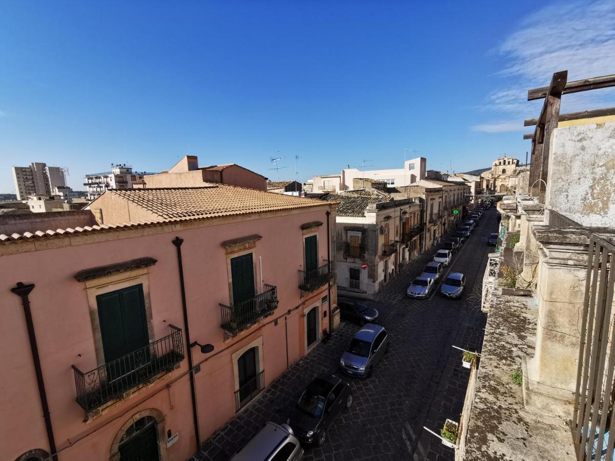 Casa Al Teatro Apartment Noto Exterior photo